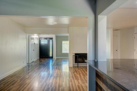 23 Garthe Ct, Vallejo, CA 94591 photo 4