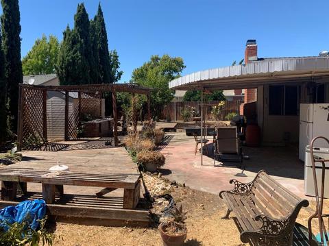 521 Roleen Dr, Vallejo, CA 94589 photo 3