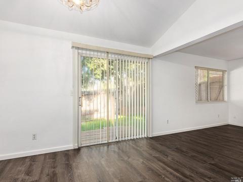 1328 E 7th St, Benicia, CA 94510 photo 9