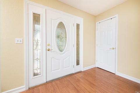 749 Corte Granada, Vacaville, CA 95688 photo 9