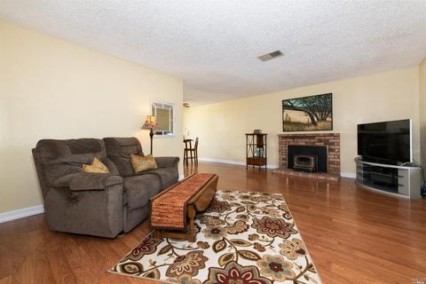749 Corte Granada, Vacaville, CA 95688 photo 11