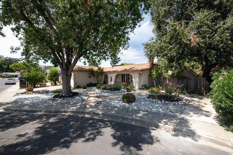 749 Corte Granada, Vacaville, CA 95688 photo 6