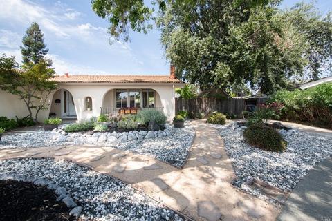 749 Corte Granada, Vacaville, CA 95688 photo 4