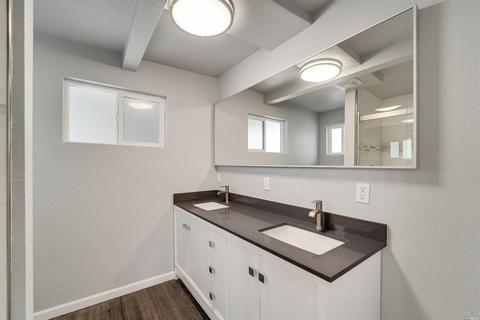 2073 Overhill Rd, Concord, CA 94520 photo 8