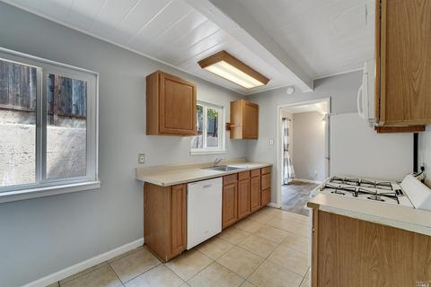 2073 Overhill Rd, Concord, CA 94520 photo 14