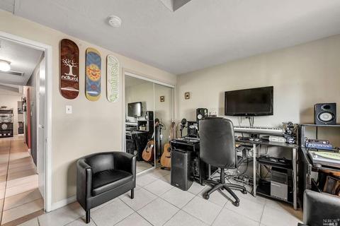 947 Brookwood Ave, Vallejo, CA 94591 photo 28