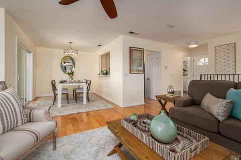 23 Thoreau Cir, Mill Valley, CA 94941 photo 4