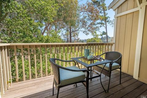 23 Thoreau Cir, Mill Valley, CA 94941 photo 8