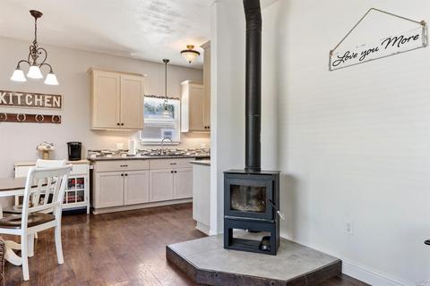 293 E Valley St, Willits, CA 95490 photo 6