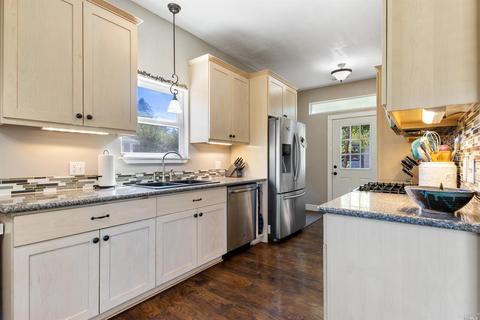 293 E Valley St, Willits, CA 95490 photo 8