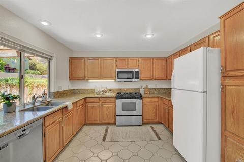 484 Bald Eagle Dr, Vacaville, CA 95688 photo 25