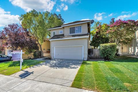 484 Bald Eagle Dr, Vacaville, CA 95688 photo 3