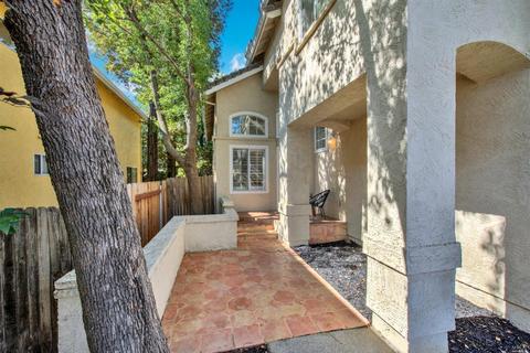 484 Bald Eagle Dr, Vacaville, CA 95688 photo 7