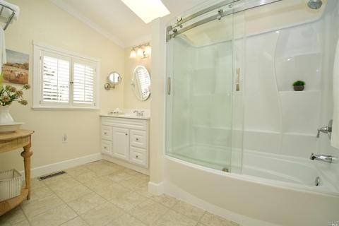 360 Randolph St, Napa, CA 94559 photo 18