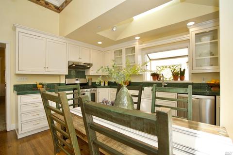 360 Randolph St, Napa, CA 94559 photo 9