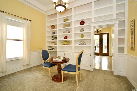 360 Randolph St, Napa, CA 94559 photo 6