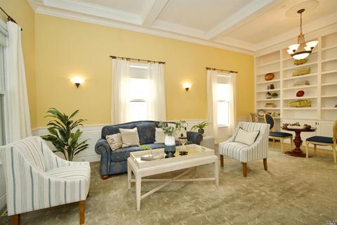 360 Randolph St, Napa, CA 94559 photo 4