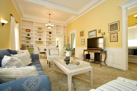 360 Randolph St, Napa, CA 94559 photo 5