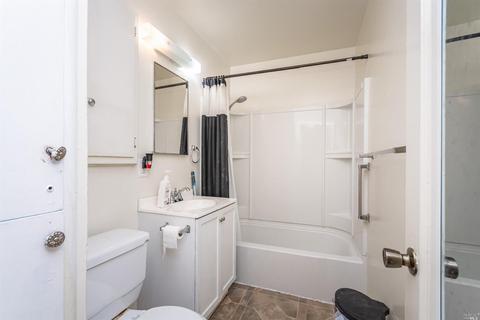 1062 Caldwell Ave, Vallejo, CA 94591 photo 3