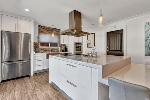 528 Brooke Dr, Vallejo, CA 94591 photo 9