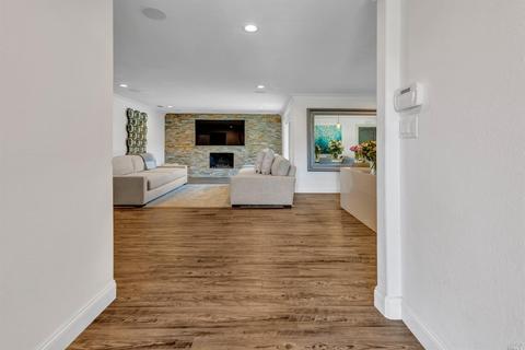528 Brooke Dr, Vallejo, CA 94591 photo 3
