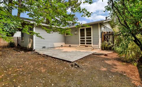 471 E Walnut St, Sonoma, CA 95476 photo 5
