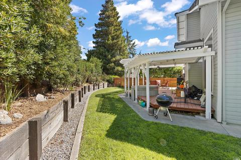 2755 Parkview Ter, Fairfield, CA 94534 photo 24