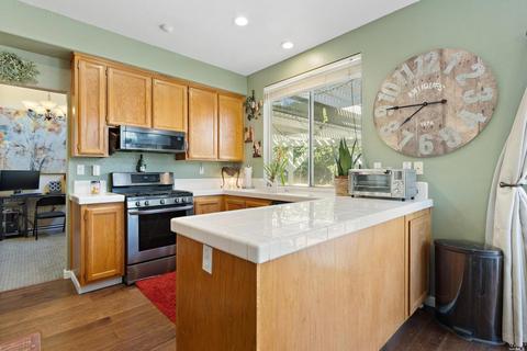 2755 Parkview Ter, Fairfield, CA 94534 photo 7