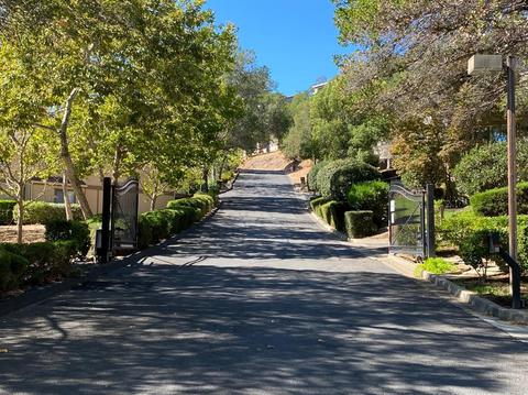 14 Knoll Dr, Fairfield, CA 94534 photo 2