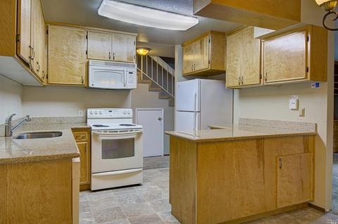 165 Oddstad Dr #3, Vallejo, CA 94589 photo 1
