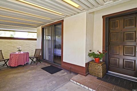 63 Vineyard Cir, Sonoma, CA 95476 photo 2