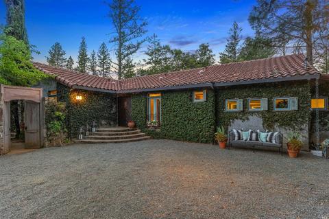 300 Alta Loma Dr, Angwin, CA 94508 photo 1
