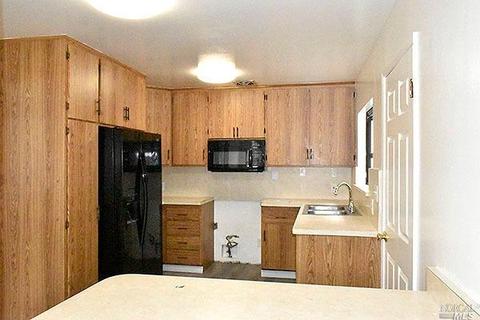 372 Pepper Dr, Vallejo, CA 94589 photo 6