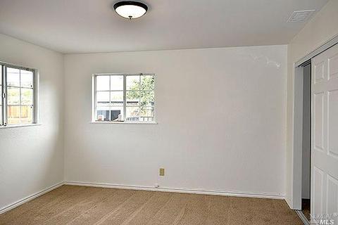 372 Pepper Dr, Vallejo, CA 94589 photo 17