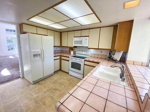 232 Longridge Dr, Vallejo, CA 94591 photo 8
