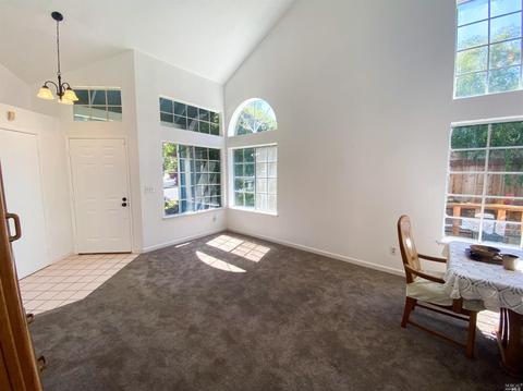 232 Longridge Dr, Vallejo, CA 94591 photo 4