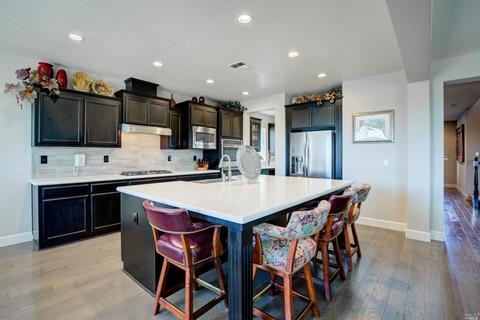 660 Elderberry Loop, Vacaville, CA 95688 photo 8