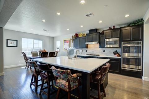 660 Elderberry Loop, Vacaville, CA 95688 photo 10