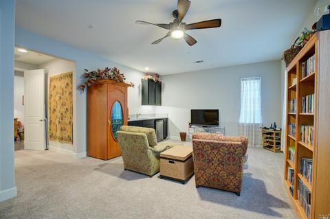 660 Elderberry Loop, Vacaville, CA 95688 photo 18