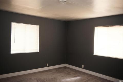 946 Pine St, Vallejo, CA 94590 photo 17