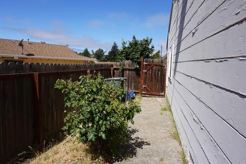 946 Pine St, Vallejo, CA 94590 photo 24