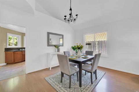 136 Bald Eagle Dr, Vacaville, CA 95688 photo 10