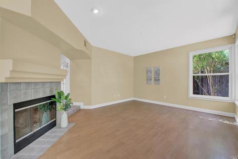 136 Bald Eagle Dr, Vacaville, CA 95688 photo 17