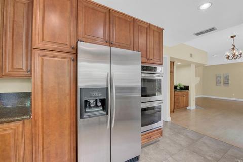 136 Bald Eagle Dr, Vacaville, CA 95688 photo 16
