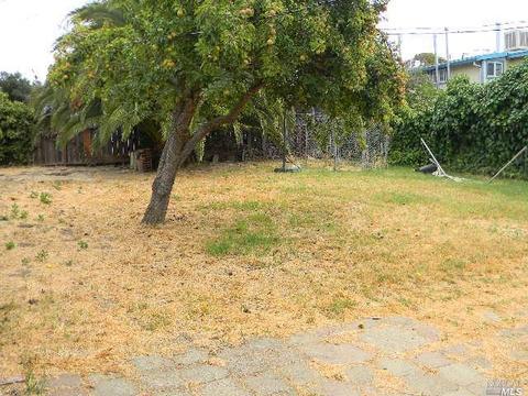 1076 Pine St, Vallejo, CA 94590 photo 12
