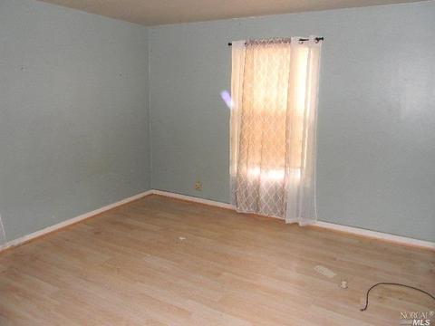 1076 Pine St, Vallejo, CA 94590 photo 7
