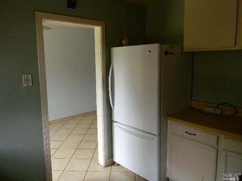 1076 Pine St, Vallejo, CA 94590 photo 5