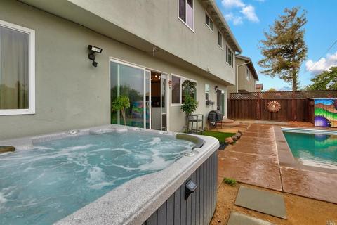 1633 E Madison St, Petaluma, CA 94954 photo 6