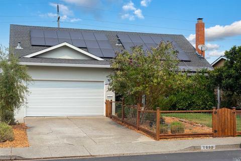 1633 E Madison St, Petaluma, CA 94954 photo 1