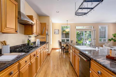 610 Deerfield Ln, Petaluma, CA 94952 photo 26